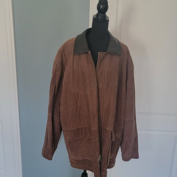 Coat - Picture 9 of 9